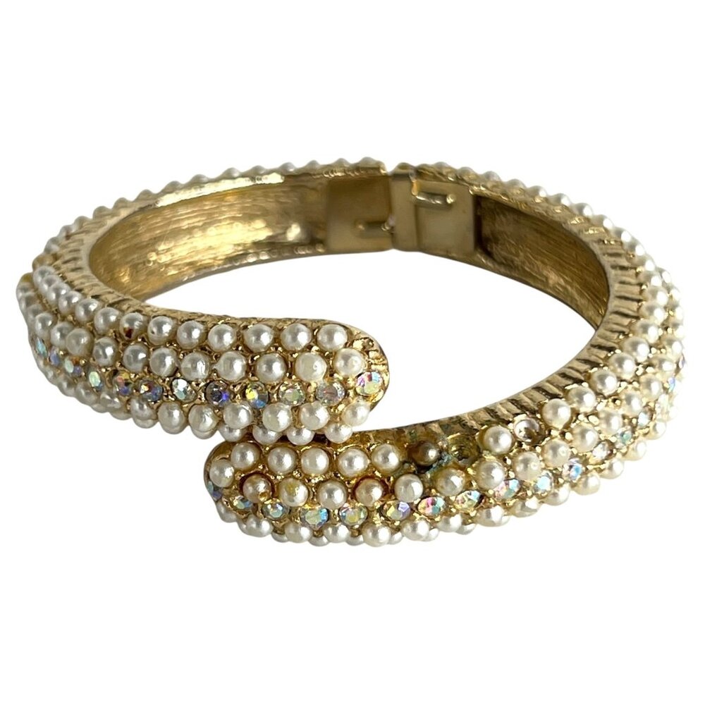 Vintage Faux Pearl‎ And Rhinestone Hinged Bracelet Gold Tone Cuff Wrap Clamper